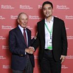 Mayor Vico Bloomberg handshake