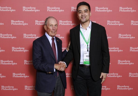 Mayor Vico Bloomberg handshake